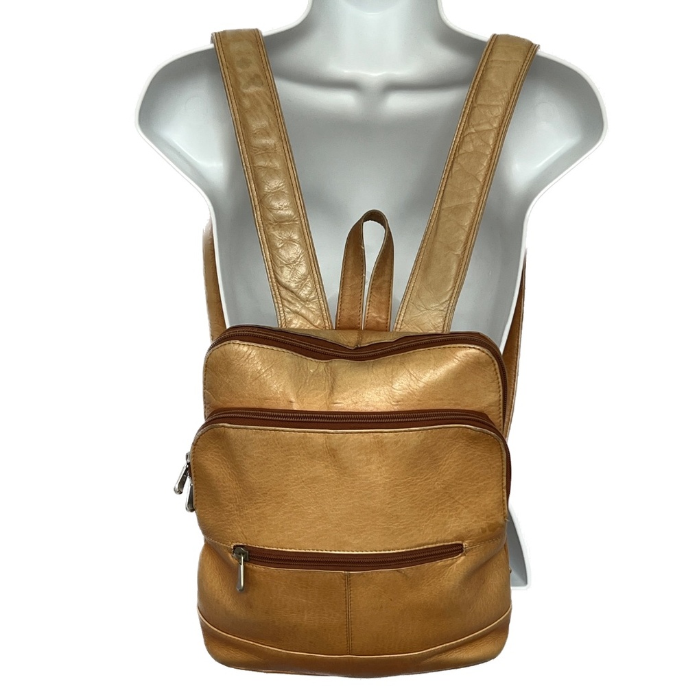 Le Donne Vintage Backpack Leather Collection Tan 2 Front Zippered Pockets Med Sz